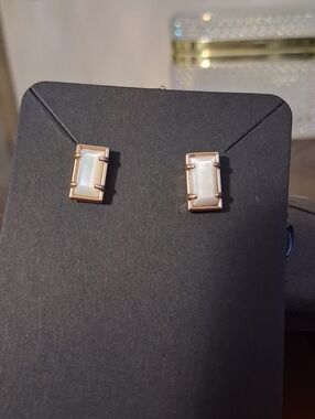 Kendra Scott Paola Studs Earrings